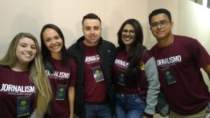 Alguns alunos de Jornalismo que estão cobrindo o evento